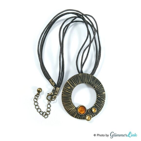 Boho Textured Open Circle Pendant Necklace - Picture 1 of 11